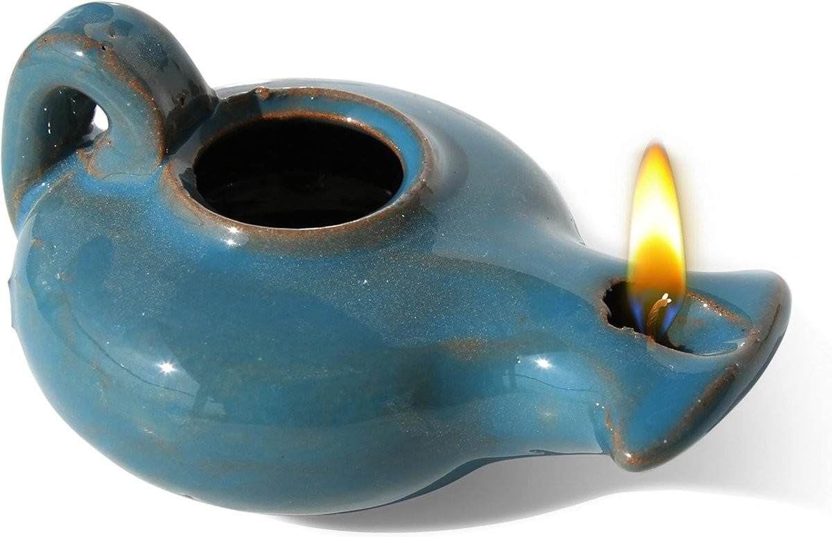 Geglazuurde blauwe olielamp in bijbels design voor sfeercreatie