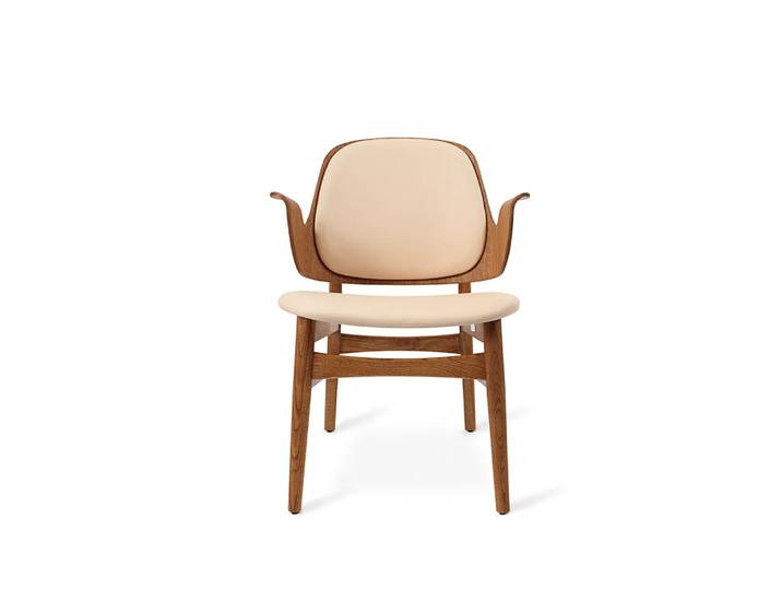Warm Nordic Gesture Loungestuhl Leder vegetal 90 natur, Eichengestell teak geölt, latte Sitz