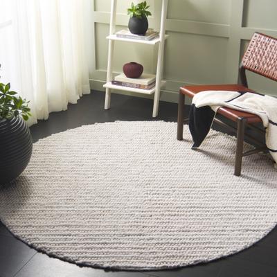 SAFAVIEH Handmade Natura Klodjana Wool Rug