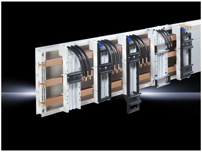 Rittal Adaptateur OM avec AWG10 32A, 3 pôles, I=45 mm SV 9340.390 (9340390)