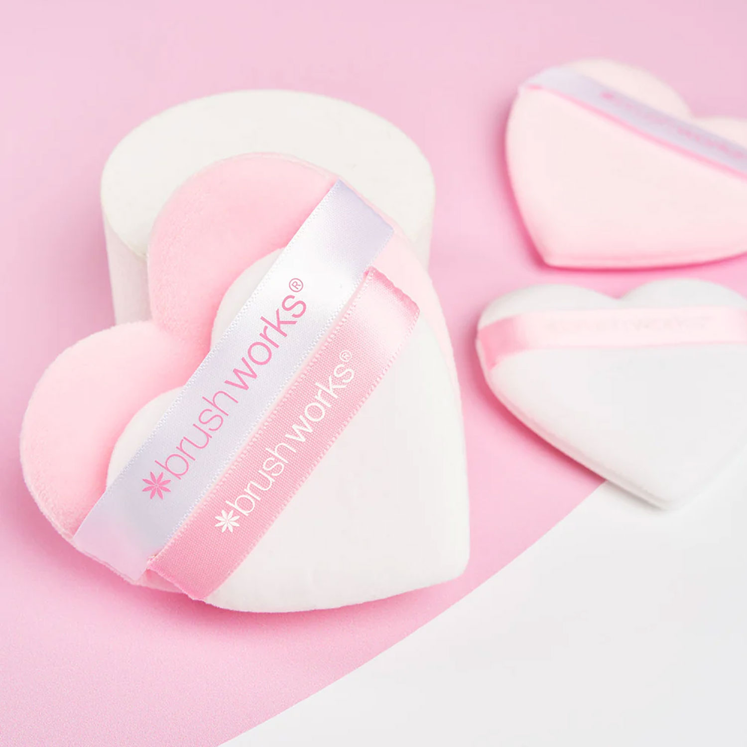 BRUSHWORKS True Love Powder Puffs 4pcs