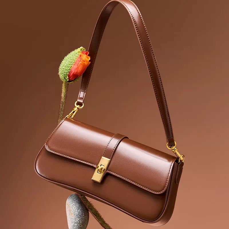 INF Stilvolle Underarm Baguette Tasche für Damen Kaffee