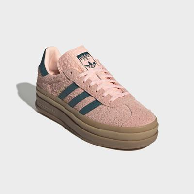 Plateausneaker ADIDAS ORIGINALS "GAZELLE BOLD", Damen, Gr. 36, haze coral, rich grün, gold metallic, Leder, Schuhe Plateausneaker
