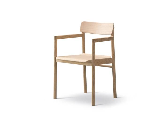Fredericia Furniture Post 3445 Armstuhl Lackierte Eiche