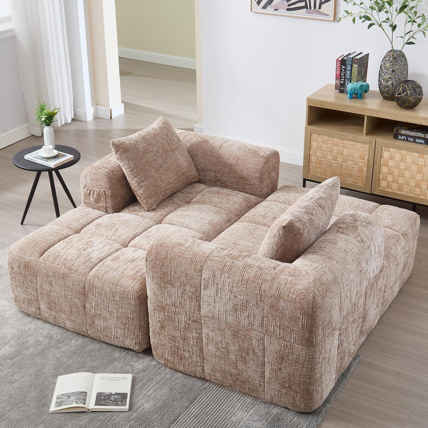 Chenille-Sofa für eine Person mit Kissen und Seitentaschen