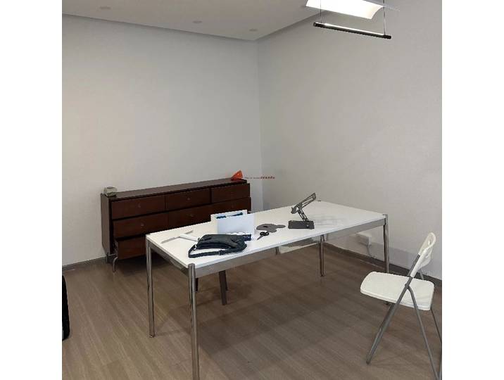 Bureaux et postes de travail, bureaux informatiques, bureaux de salle, table de conférence, style minimaliste nordique, bureaux en acier inoxydable