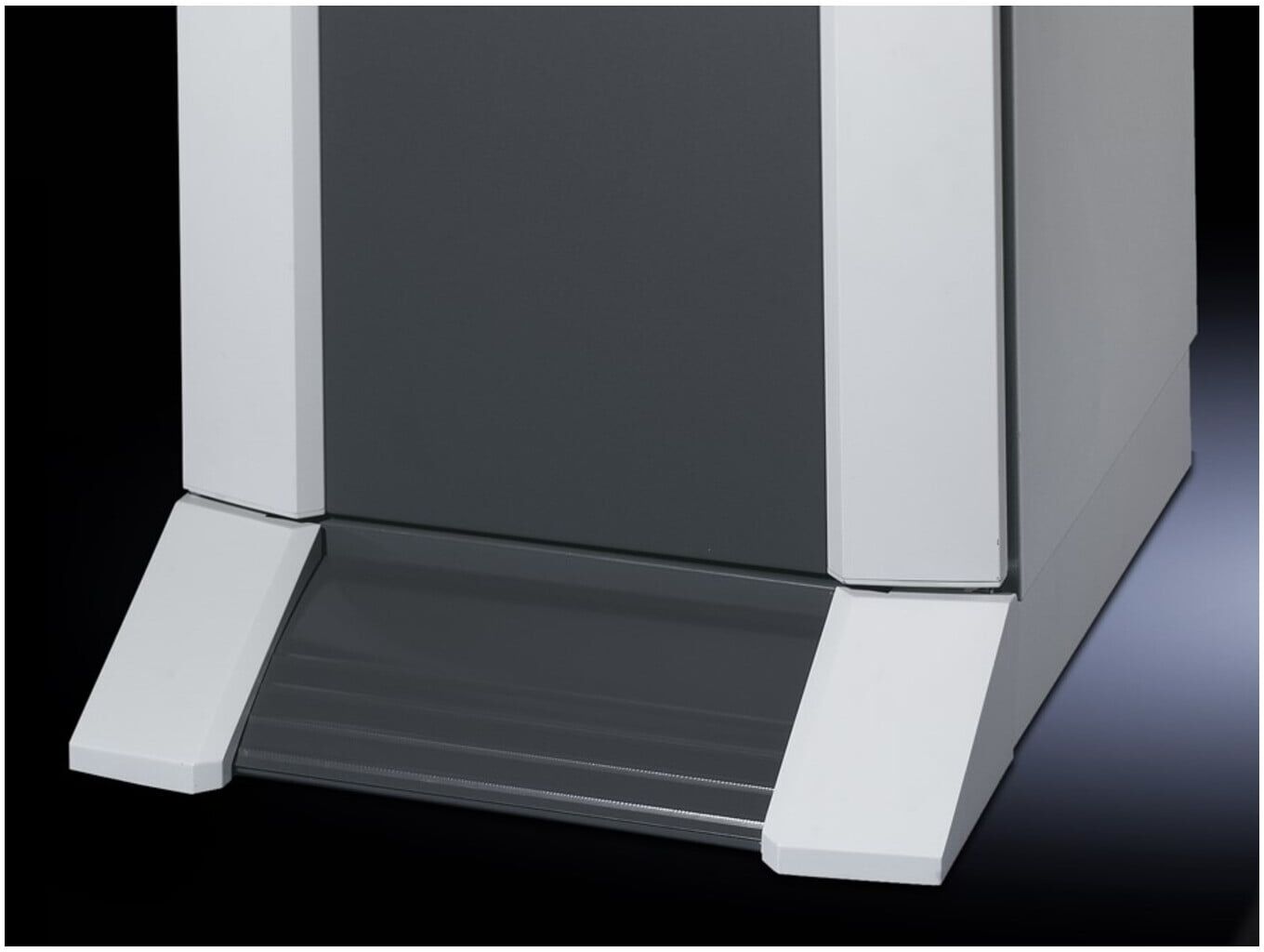 Rittal Sockel stationär Basis TS PC 8800.920 Stahlblech 600 x 100mm (8800920)