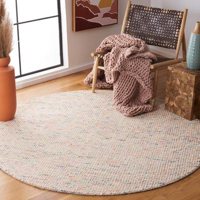 SAFAVIEH Handmade Vermont Radovinka Wool Rug