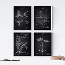 POSTER Set mit 4 Schwarz Patenten Booten A4 Schwarzer Rahmen