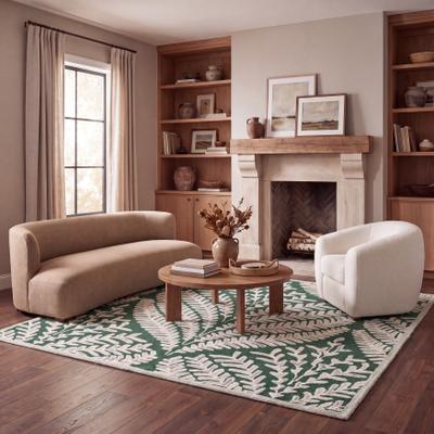 SAFAVIEH Handmade Capri Ilianka Wool Rug