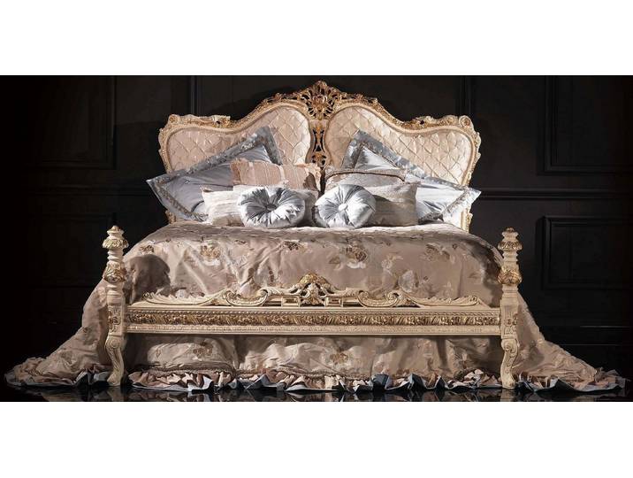 Xlmoebel Polsterbett Doppelbett im Chesterfield-Stil mit eleganter Boiserie-Verzierung (Bett, Bett), Hergestellt in Italien