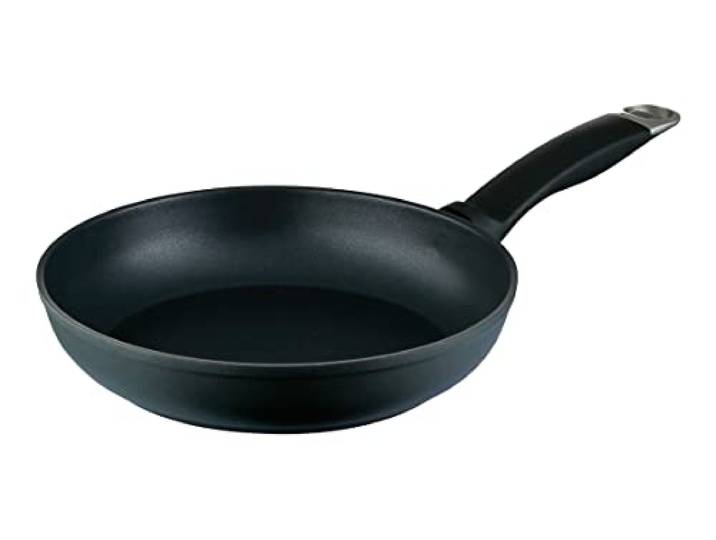 KUHN RIKON TITANIO STAR Bratpfanne 28cm, für alle Herdarten inkl. Induktion, Recyceltes Aluminium, 4-lagige Antihaftbeschichtung, Backofentauglich, Fettreduziertes Braten, Spülmaschinentauglich