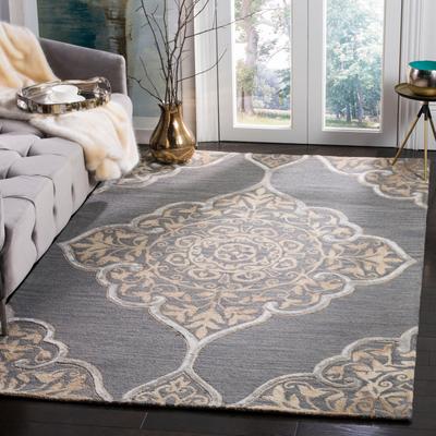 SAFAVIEH Handmade Dip Dye Luana Medallion Wool Rug