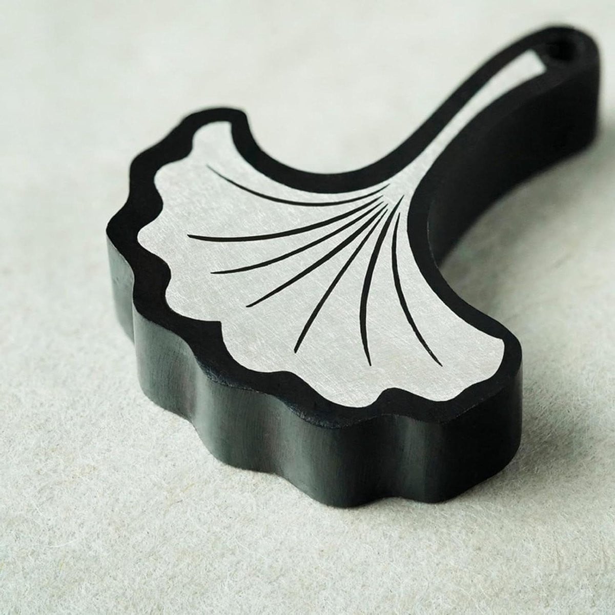 Houten Beeldje Decoratief Sculptuur Houtkleur 25 x 2 cm