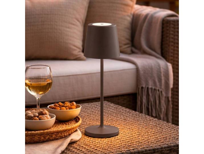Brilliant LED Tischlampe Kaami, dimmbar, braun / rost, für Wohn- / Esszimmer, Metall, Modern