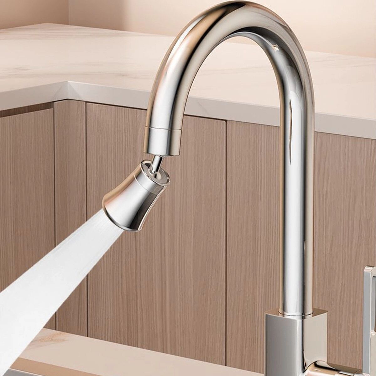 INF Silberne 360-Grad Schwenk-Wasserhahndüse mit Dualmodus Rückspülung - Leise Druckverstärkung, Anti-Verstopfung, Spritzschutz