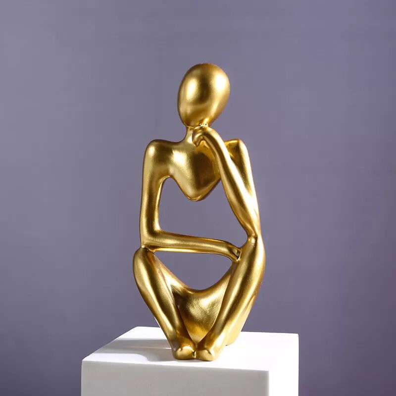 INF Abstrakte Denkerstatue – Wohndekor-Akzent aus Kunstharz Gold