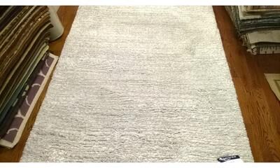 SAFAVIEH Handmade Ultimate Shag Ceren Rug