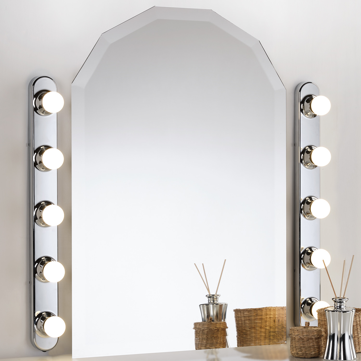 home24 Wandlamp Hollywood Zilver E14