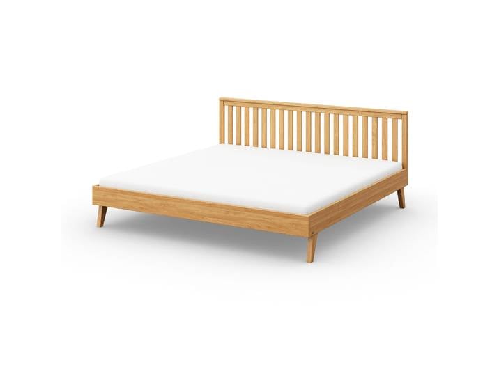 Naturwohnen Massivholzbett 200x200cm Eiche natur geölt Serie Laura Design und Handwerk perfekt vereint mit bioola® nature veredelt