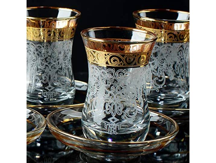 Vintage Türkische Teegläser Tassen Untertassen 6er Set für Party Frauen Servieren Trinkgeschenk Dekorative Kaffeetablett Glaswaren Teekanne Wasserkocher Stil Teetassen Erwachsene persisch marokkanisch