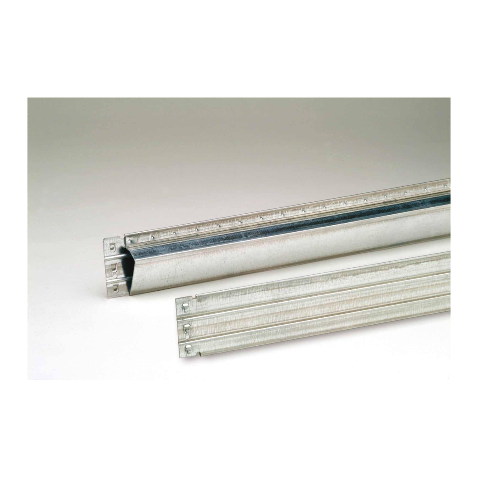 Regalwerk BERT-Stufenbalkenpaar komplett inkl. Sicherungsstifte Zusatzebene Länge 1280 mm (B3-17212-K)