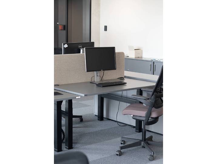 Workbench-Arbeitsplatz eModel 2.0 160cm Grau/Schiefer Höhenverstellbar/Memory Funktion