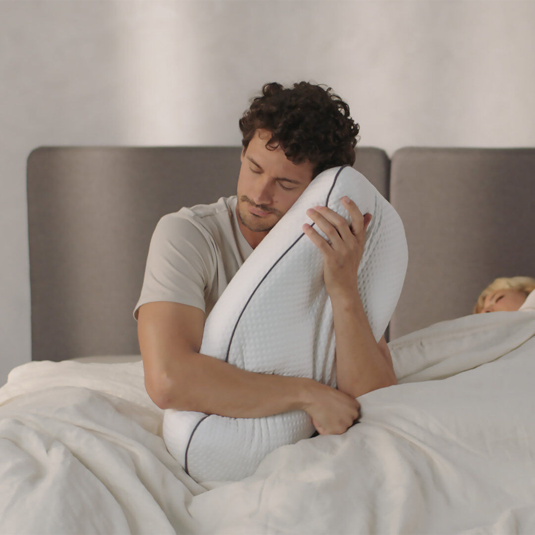 Emma Adapt Pillow White Standard