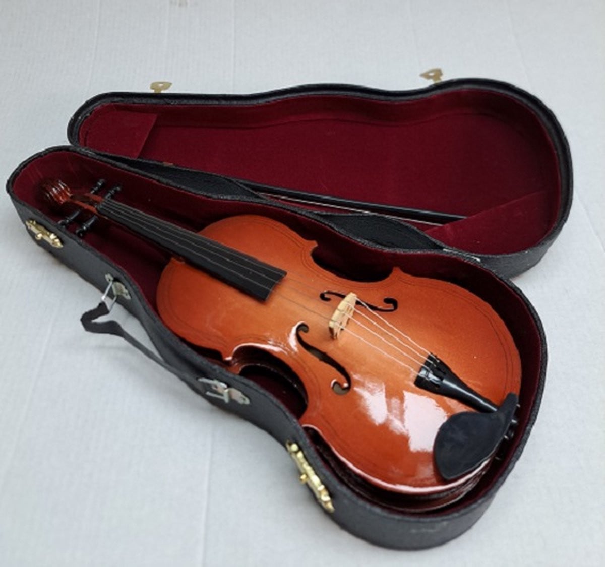 Miniatuur viool instrument met strijkstok, 25 cm