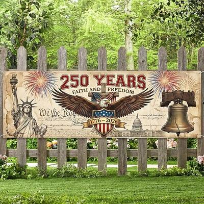 Banner zum 250. Jahrestag mit Adler, Freiheitsglocke und Wahrzeichen zur Feier von Glaube und Freiheit 1776-2026