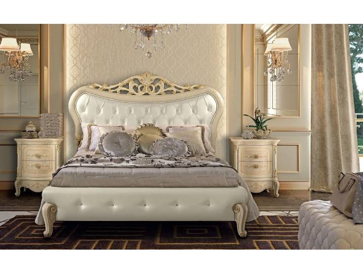 Xlmoebel Polsterbett Chesterfield Bett im gepolsterten Design aus italienischem Holz (Bett, Bett), Hergestellt in Italien