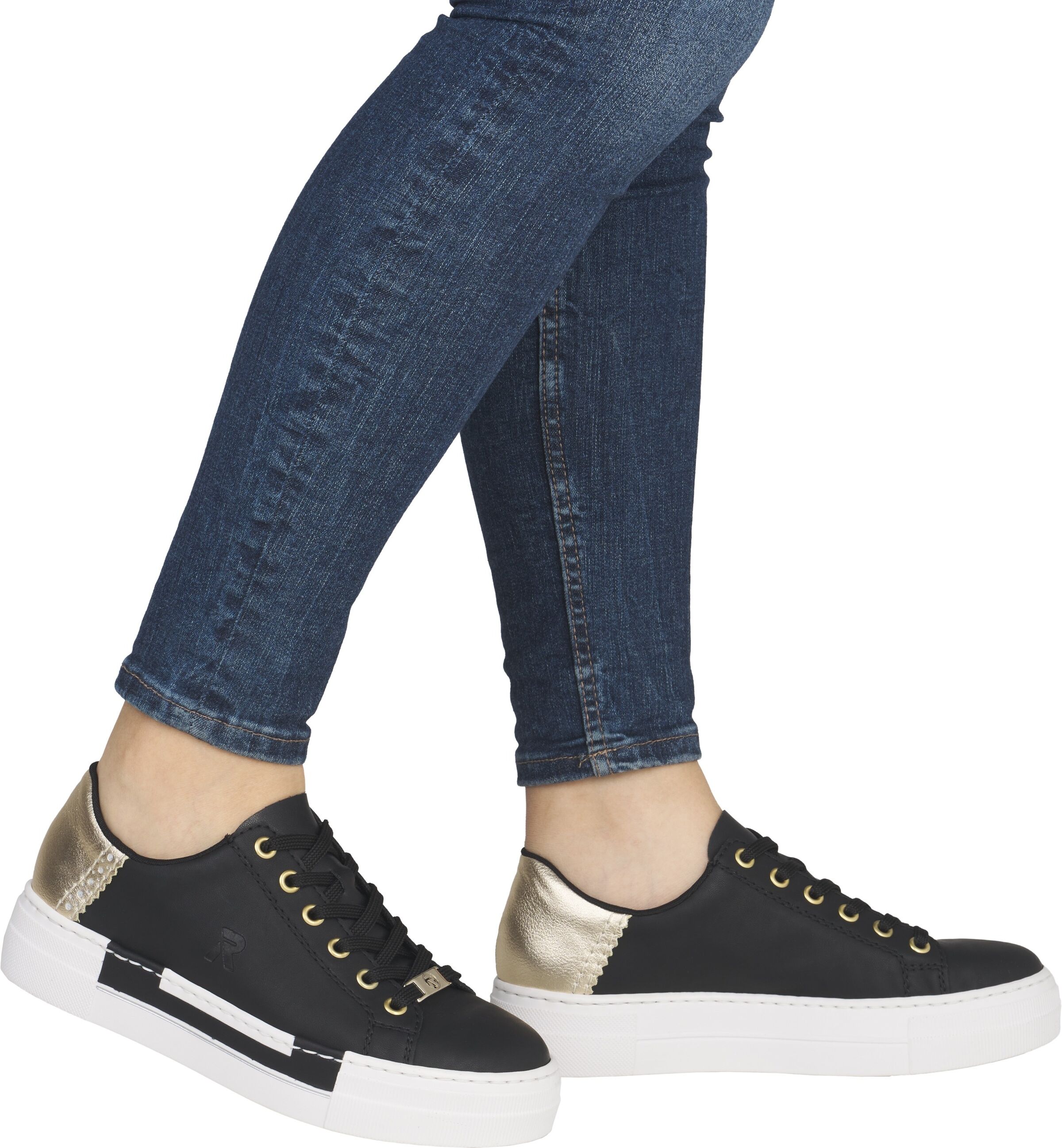 Plateausneaker RIEKER, Damen, Gr. 40, schwarz (schwarz, goldfarben), Lederimitat, Schuhe Plateausneaker, mit Metallic-Fersenkappe, Freizeitschuh, Halbschuh, Schnürschuh schwarz, goldfarben 40