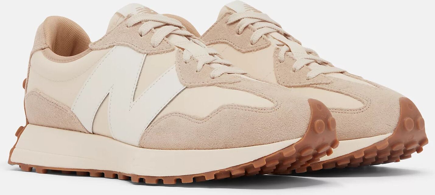 New Balance 327 Shoes – Size 6