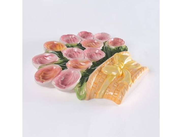 Ei-ovenschaal bloemenboeket