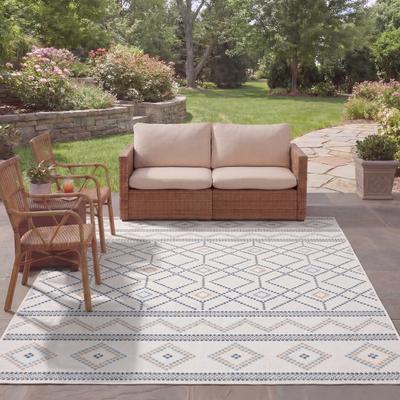 SAFAVIEH Courtyard Kojiro Indoor/ Outdoor Rug