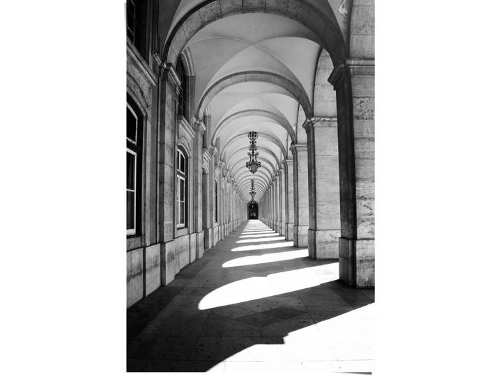 Poster REINDERS Säulenportal Gebäude - Fotografie - Kunst , schwarz (farbe bild(er): schwarz, weiß), B:61cm H:91,5cm, Papier, Bilder, Poster