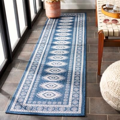 SAFAVIEH Bermuda George Geometric Indoor/Outdoor Waterproof Rug