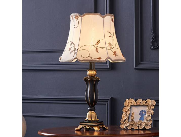 Lampe de chevet d'hôtel moderne Table nordique Ins tissu lampe de bureau classique haut de gamme luxe ménage salon étude lampe de bureau