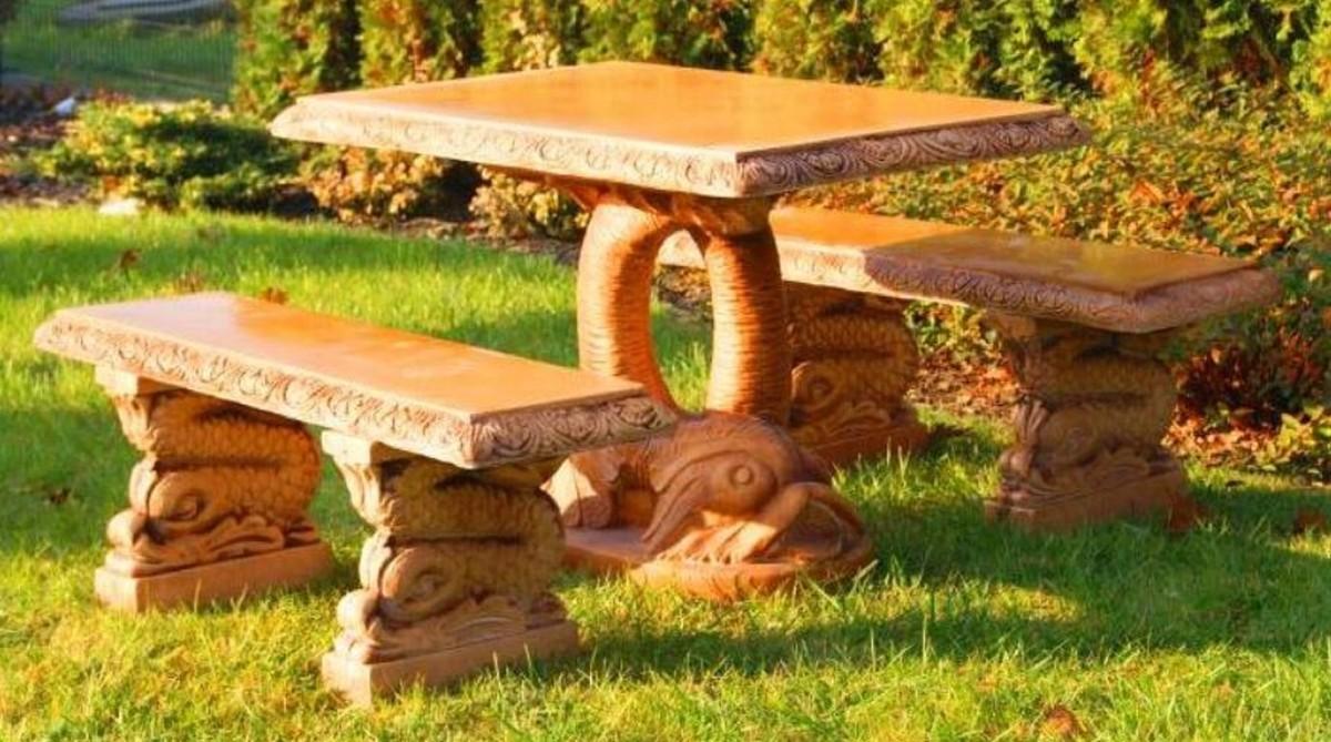 Casa Padrino Stein Gartenmöbel Set Fisch Beige - 1 Orientalischer Gartentisch & 2 Orientalische Gartenbänke - Orientalische Garten & Terrassen Möbel