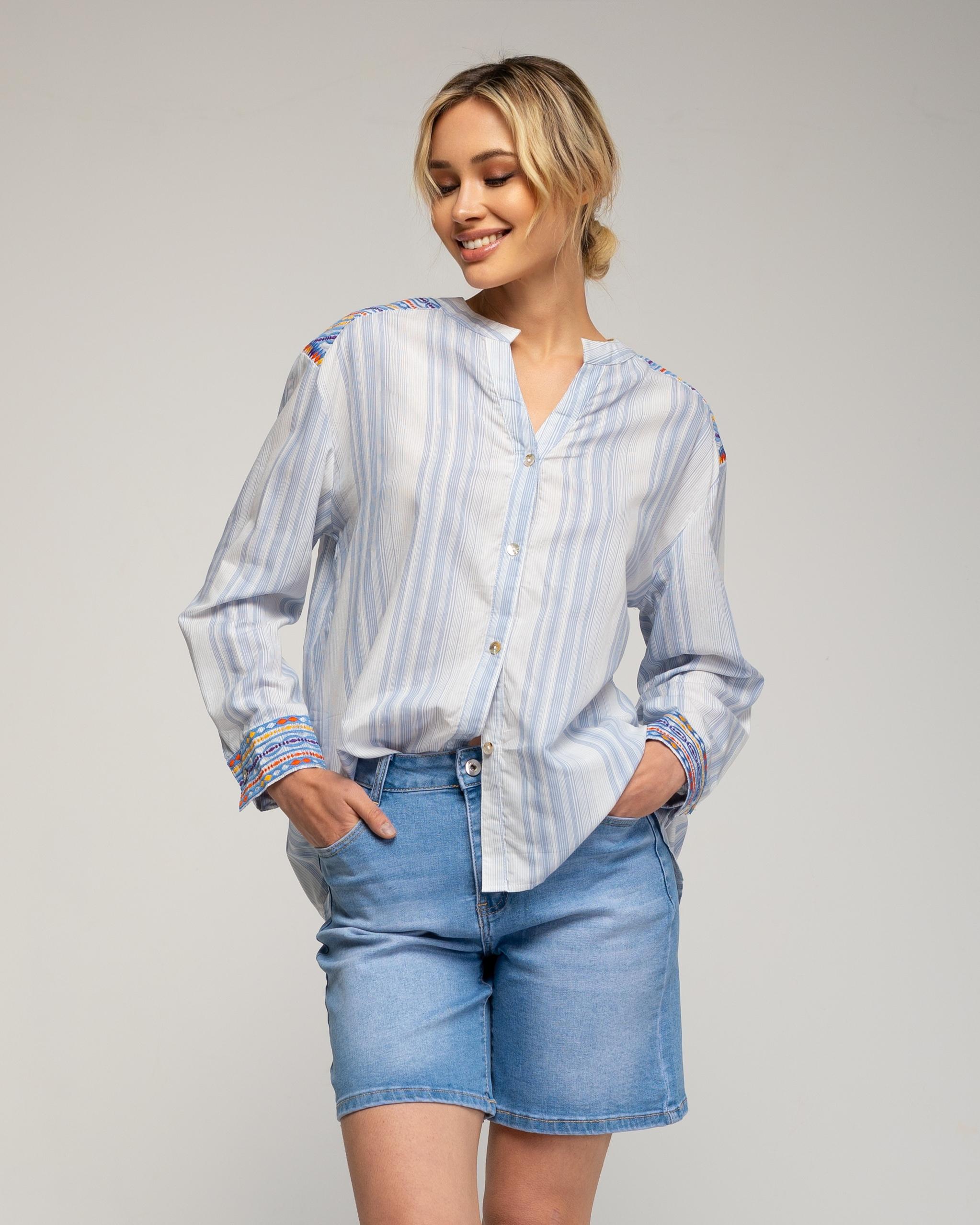 Oversized gestreepte blouse met mao halslijn