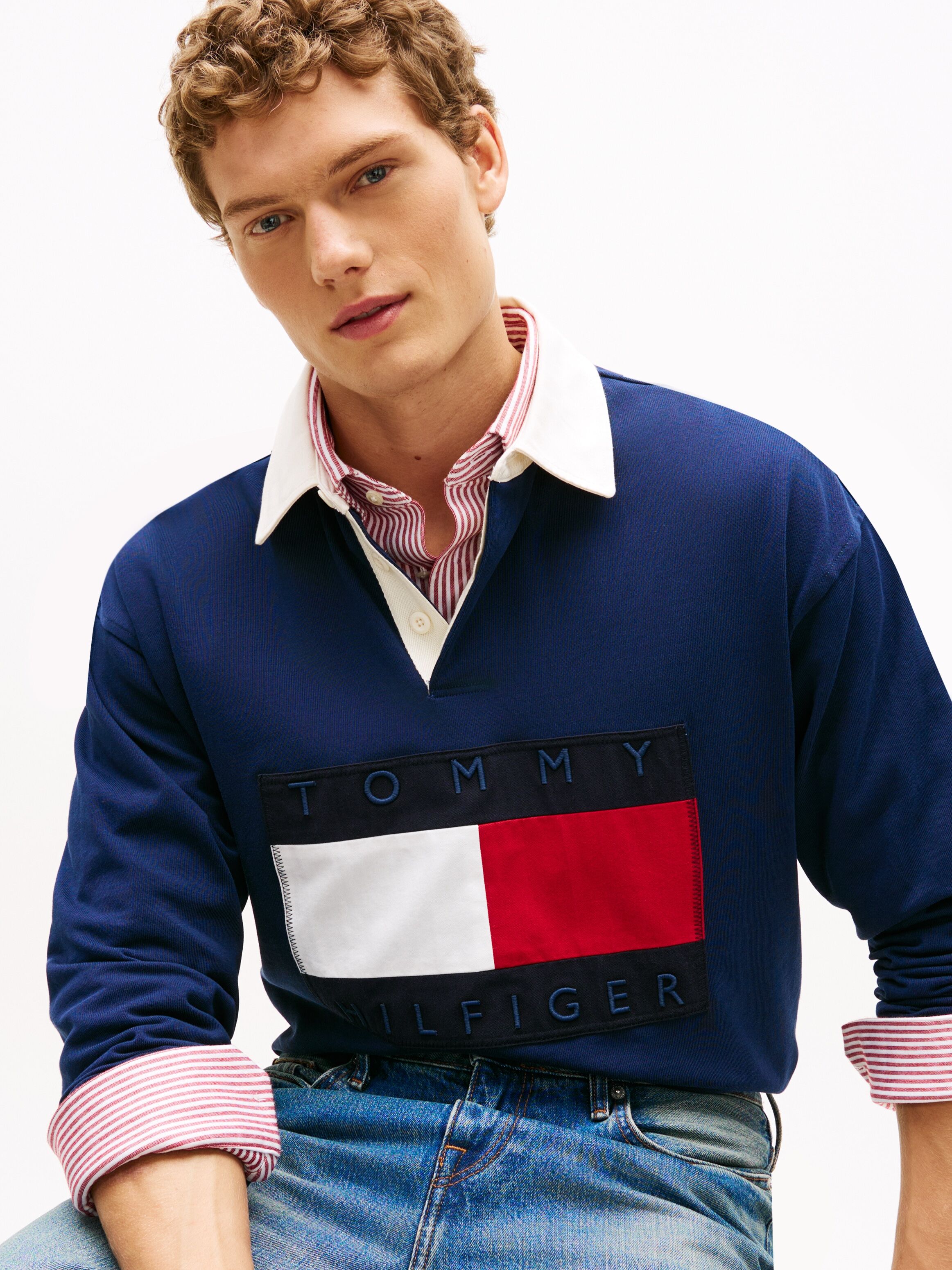 Sweatshirt TOMMY HILFIGER "FLAG RUGBY", Herren, Gr. L, blau (carbon navy), Sweatware, Obermaterial: 100% Baumwolle, unifarben, regular fit normal, Rundhals, eingesetzt Rippbündchen, Sweatshirts Sweatshirt, Regular fit mit Polokragen Poloshirt Iconic Retro