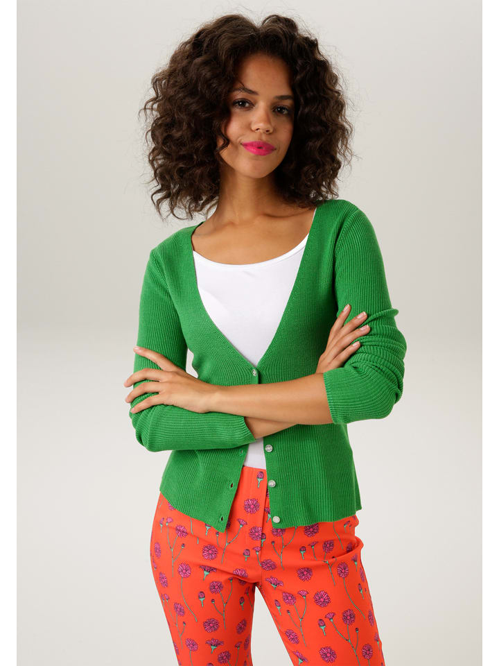Aniston Cardigan in Grün - 46