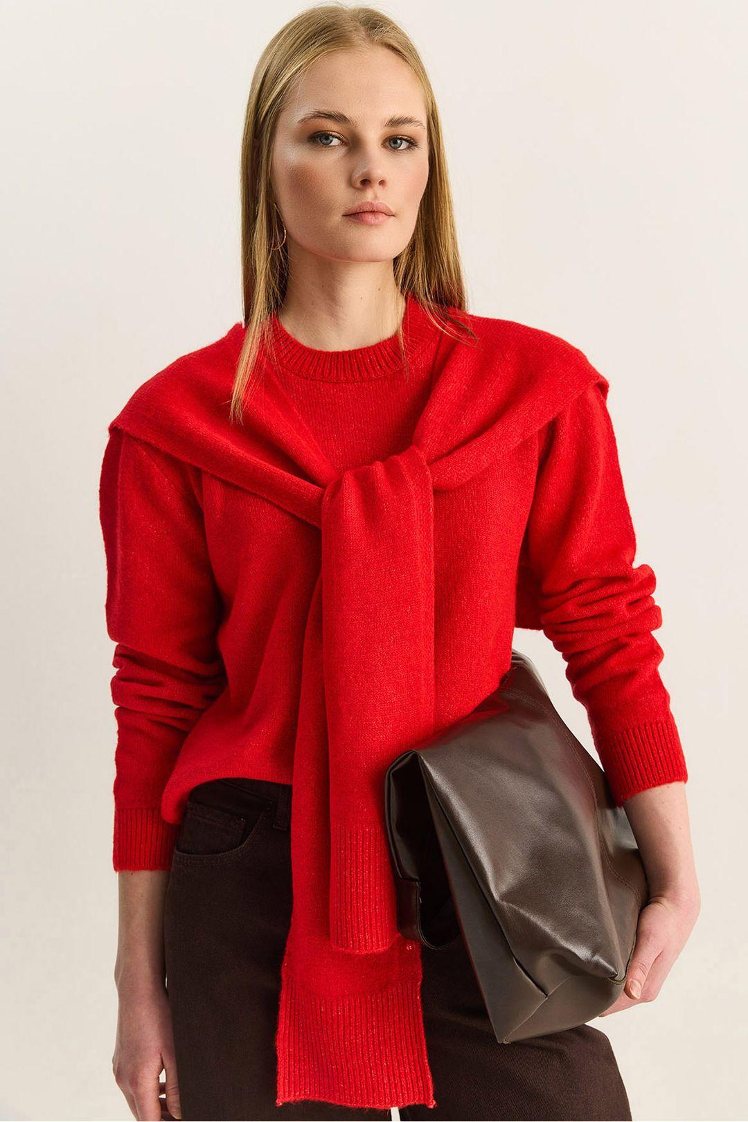 Reguläre Passform Rundhals-Rippstrickpullover