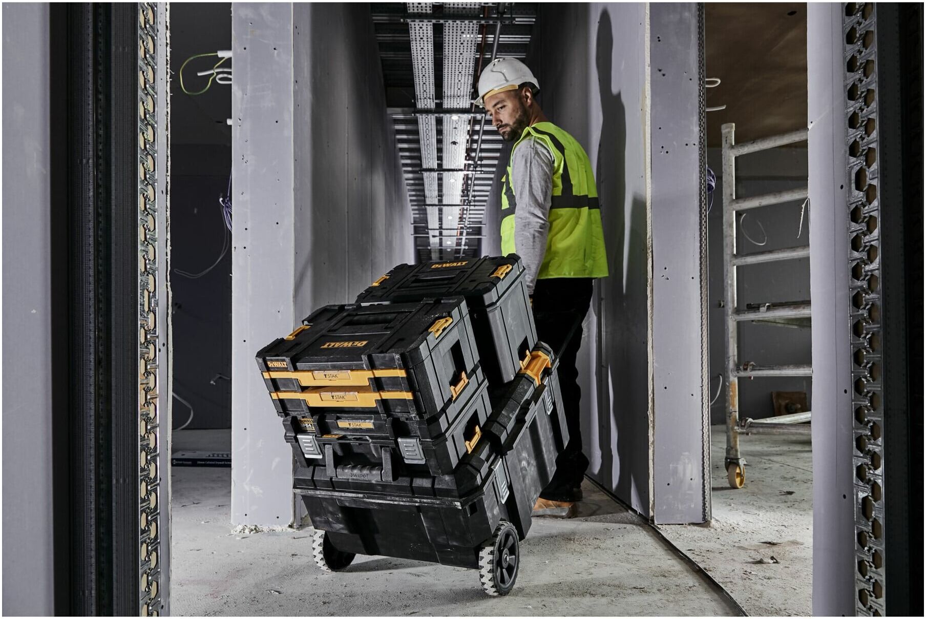 DEWALT Mobile Montagebox T-STAK (DWST17871-1)