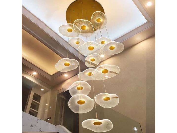 Plafonnier LED suspendu au design moderne, éclairage d'intérieur, luminaire décoratif de plafond, idéal pour un salon ou des escaliers