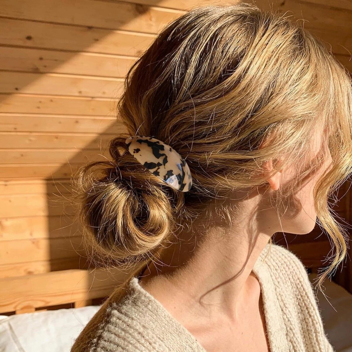 INF PVC eiförmige Feder-Haarclips 4er-Set – mehrfarbige ovale Top-Klammern für Pferdeschwanz und Hochsteckfrisuren