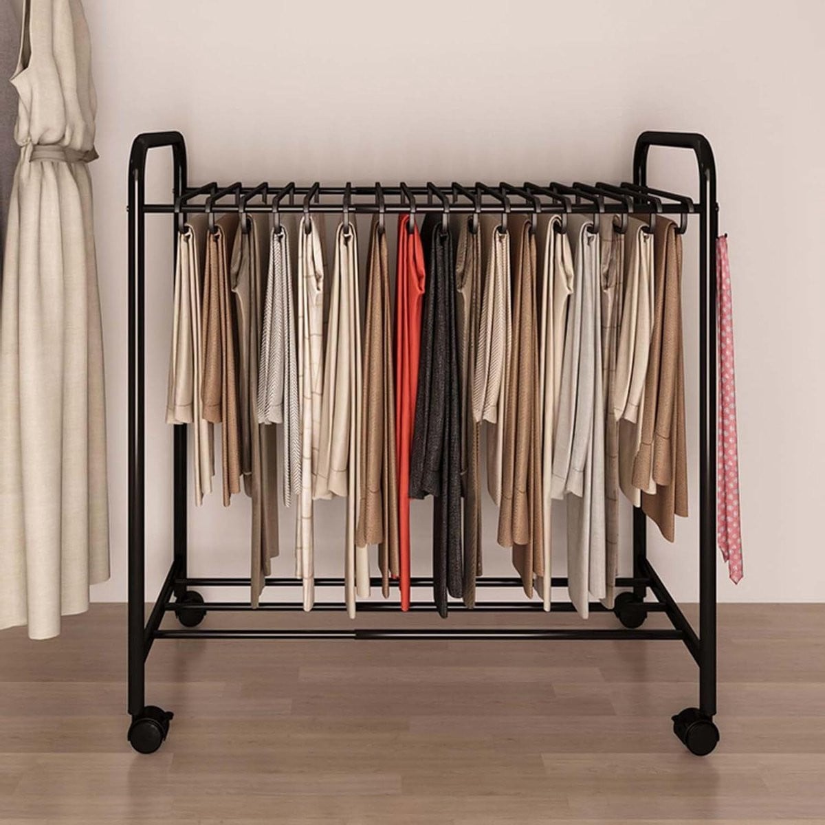 Uittrekbare kledingstandaard met wielen en verstelbare lengte, zwart, 52-81 cm