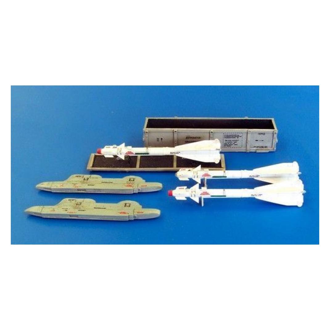 Plus Model Missile R-60 for Mig-29 only (AL4032)