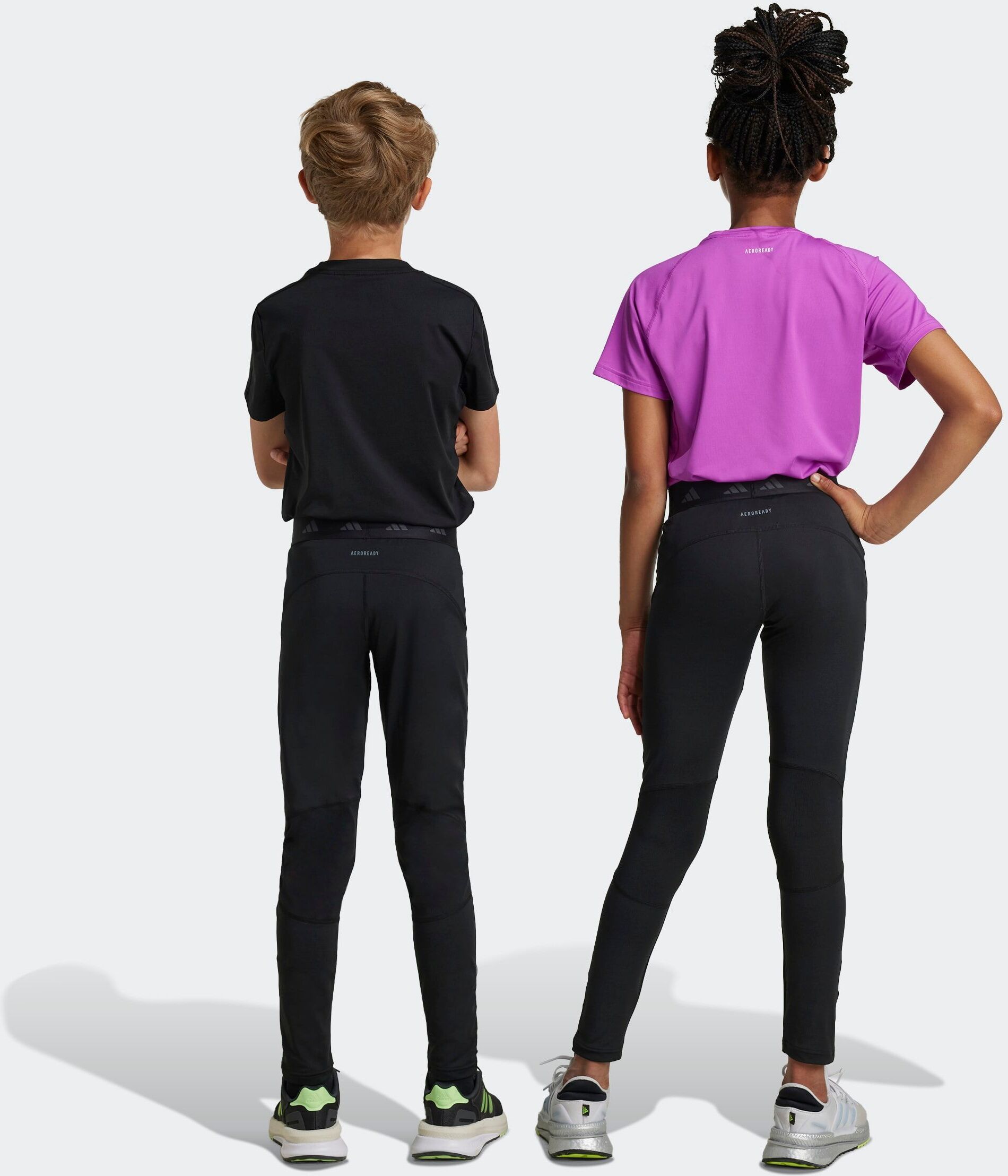 Trainingstights ADIDAS SPORTSWEAR "TECHFIT LEGGINGS", Jungen, Gr. 176, N-Gr, schwarz-weiß (schwarz, carbon, weiß,), Obermaterial: 83% Polyester, 17% Elasthan, Hosen Trainingstights, für Kinder, mit AEROREADY-Technologie, eng anliegende Passform