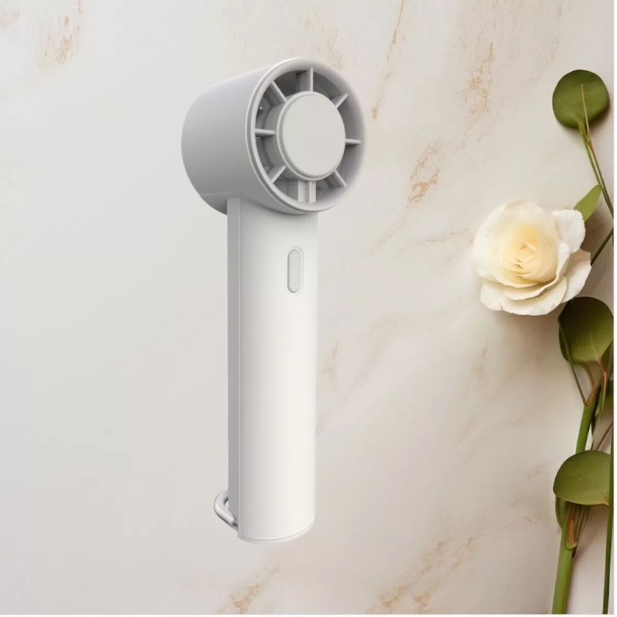 INF Ventilateur portable rechargeable USB avec crochet - Mini ventilateur pliable 5 vitesses, grande autonomie, silencieux et Blanc